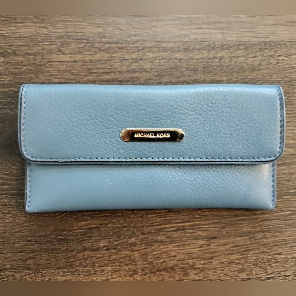 Michael Kors Leather wallet light blue
